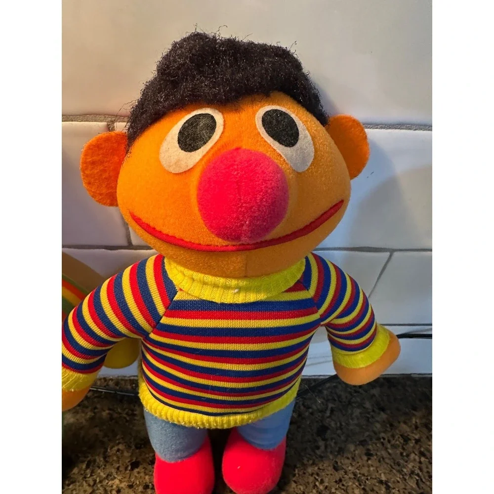 Vintage Applause Sesame‎ Street Bert and Ernie plush puppets